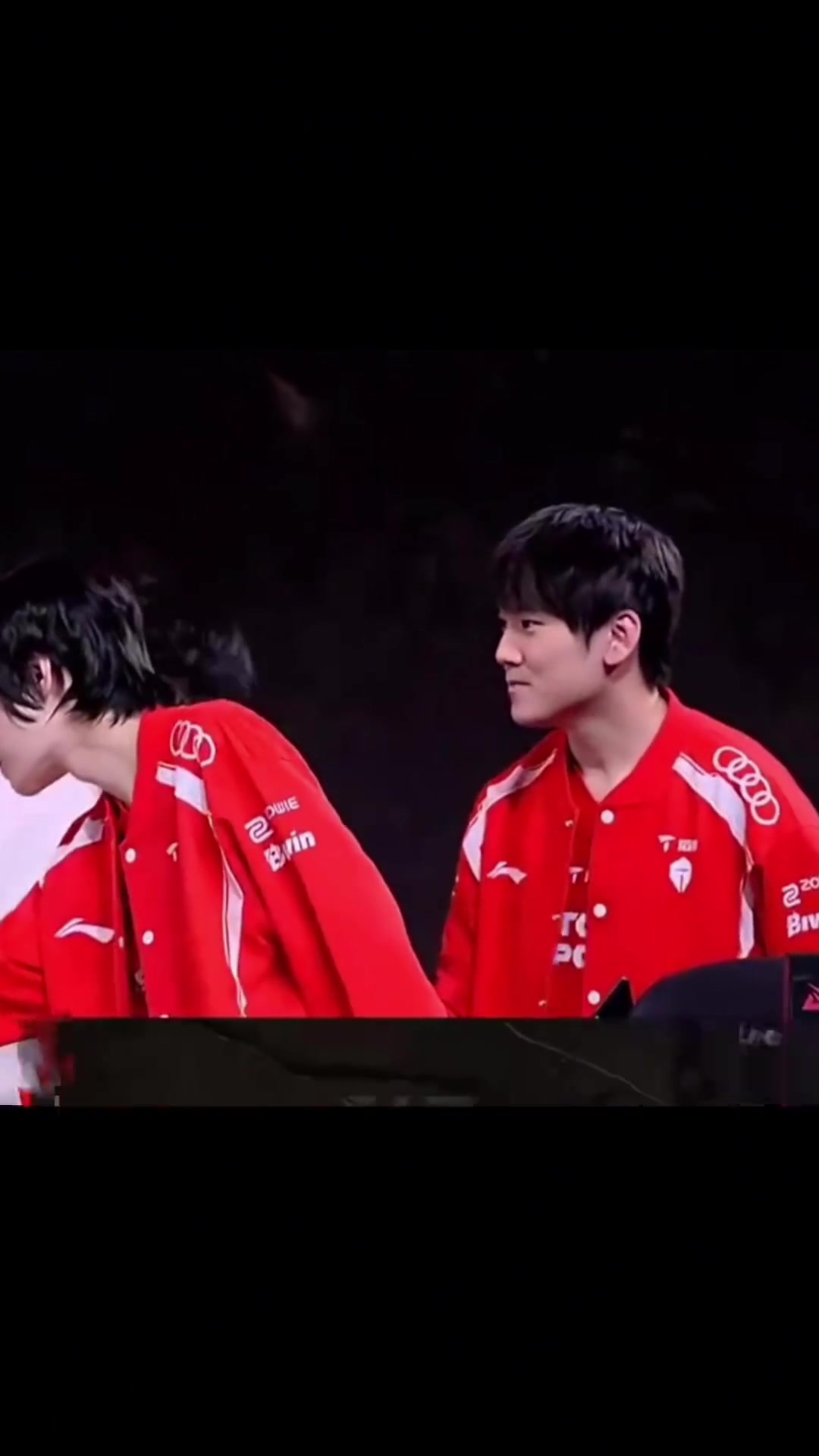 XINGKONG-包含中国队不断突破！，JackeyLove连续十场比赛得分超过表现优异赛场气氛高涨的词条