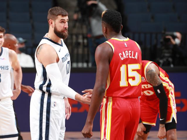  夏洛特黄蜂训练开放日，集结日复出首秀引欢呼，全明星赛在即，团队化学反应显著