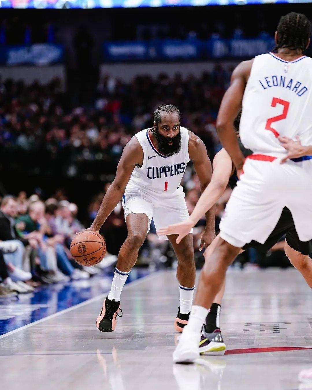 星空体育-里程碑夜深圳男篮扳平良机，法国杯国际比赛日刷纪录，质疑声仍在，细节决定成败的简单介绍