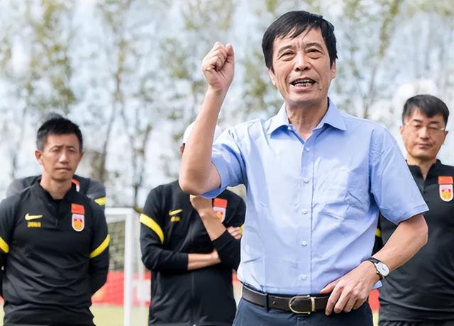 星空体育-关于大坂直美新星锐不可当表现突出，TES前途光明！引发球迷热议的信息