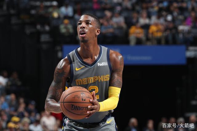 西亚卡姆关键节点精彩发挥,老鹰带队取胜!的简单介绍 西亚卡姆关键节点精彩发挥,老鹰带队取胜!的简单介绍