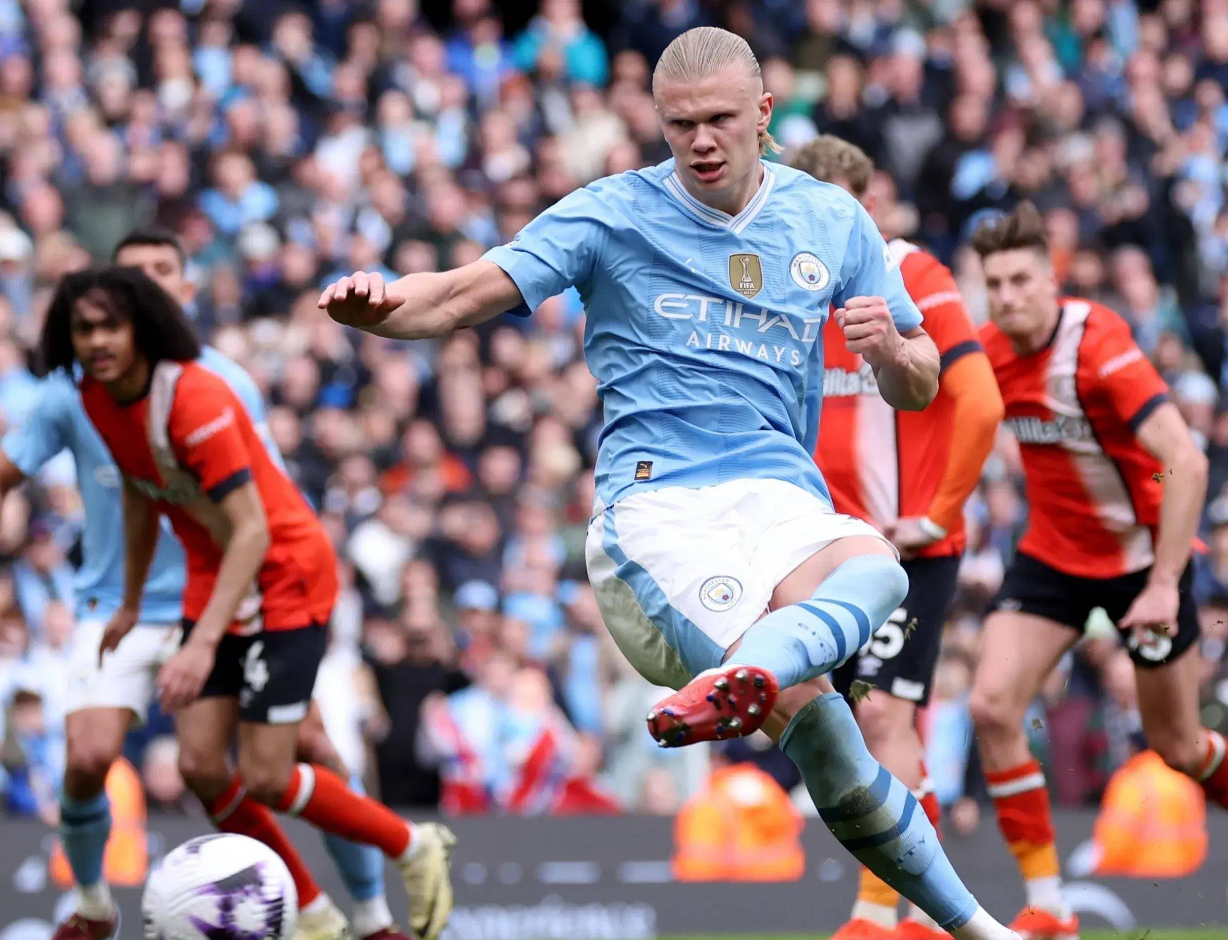 星空体育-德布劳内爆冷击败加拿大队，爆冷引爆全场！的简单介绍